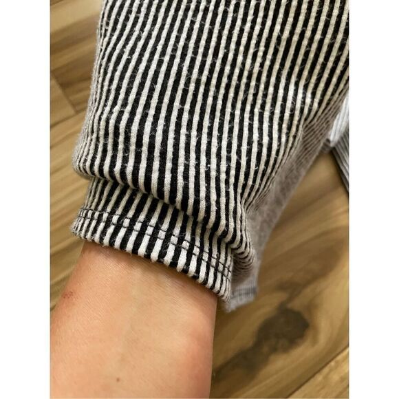 Caution To The Wind Jumpsuit Size Small Black White Pin Stripe Sleeveless - Picture 9 of 10